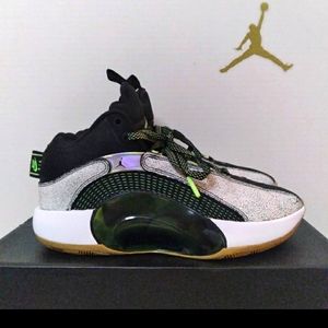 Jordan 35 x Zion Williamson "Bayou Boys" Size 8